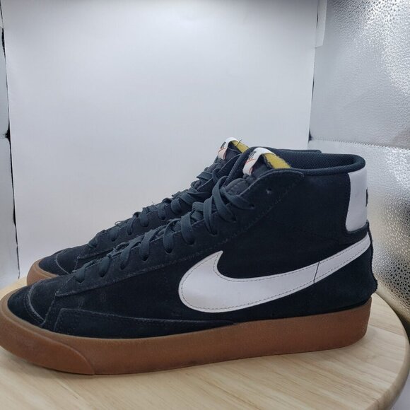 Size 10M- Nike Blazer Mid '77 Suede Black Sz 10.. CI1172-003 Pre-Owned - Picture 3 of 7